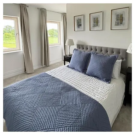Eastbury House Near Garryvoe & Ballymaloe House カントリーハウス